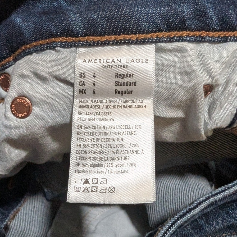 American Eagle Low-Rise Flare Jean   Lace Trim Size 4 - Picture 11 of 13
